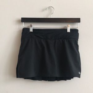 Lululemon Black pleat skirt 4